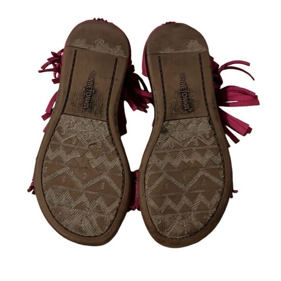 Girls Minnetonka Sandals - Picture 4 of 7